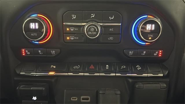 2020 Chevrolet Silverado 3500 HD Crew Cab Standard Box 4-Wheel Drive High Country