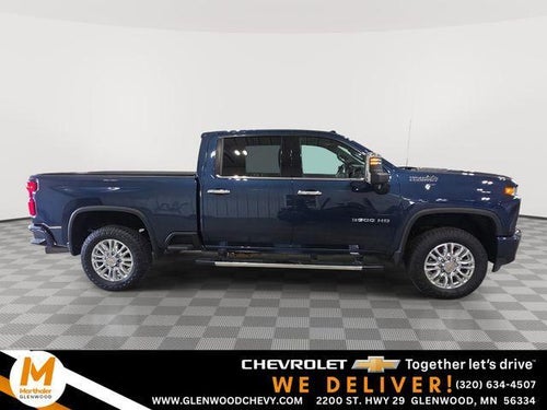 2022 Chevrolet Silverado 3500 HD Crew Cab Standard Box 4-Wheel Drive High Country