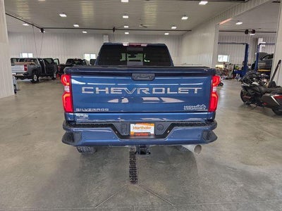 2022 Chevrolet Silverado 3500 HD Crew Cab Standard Box 4-Wheel Drive High Country