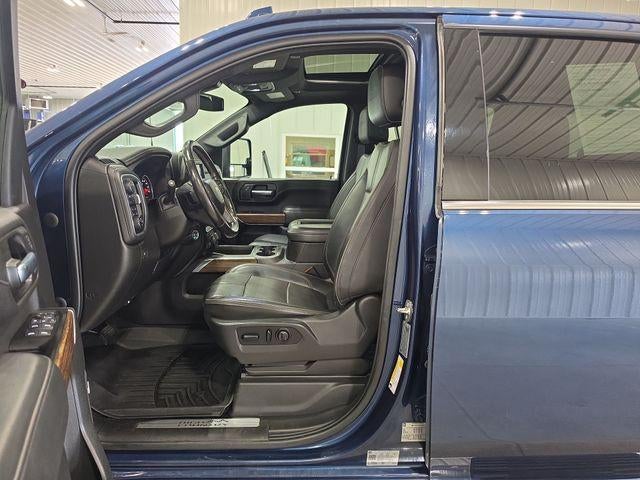 2022 Chevrolet Silverado 3500 HD Crew Cab Standard Box 4-Wheel Drive High Country