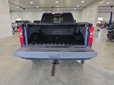 2022 Chevrolet Silverado 3500 HD Crew Cab Standard Box 4-Wheel Drive High Country