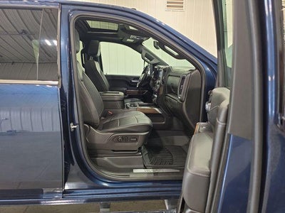2022 Chevrolet Silverado 3500 HD Crew Cab Standard Box 4-Wheel Drive High Country