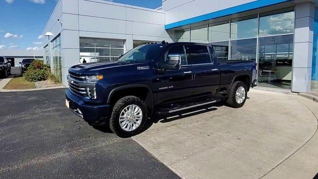 2022 Chevrolet Silverado 3500 HD Crew Cab Standard Box 4-Wheel Drive High Country