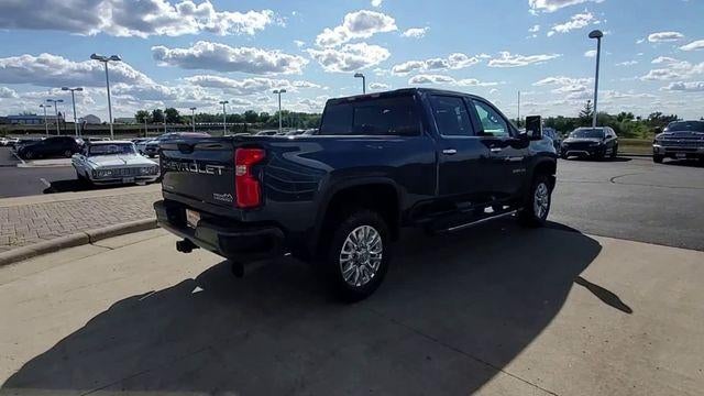 2022 Chevrolet Silverado 3500 HD Crew Cab Standard Box 4-Wheel Drive High Country