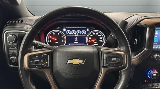 2022 Chevrolet Silverado 3500 HD Crew Cab Standard Box 4-Wheel Drive High Country