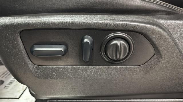 2022 Chevrolet Silverado 3500 HD Crew Cab Standard Box 4-Wheel Drive High Country