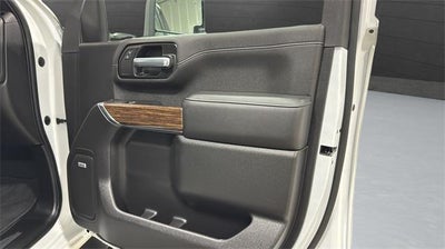 2022 Chevrolet Silverado 3500 HD Crew Cab Standard Box 4-Wheel Drive High Country