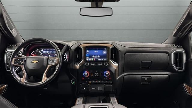 2022 Chevrolet Silverado 3500 HD Crew Cab Standard Box 4-Wheel Drive High Country