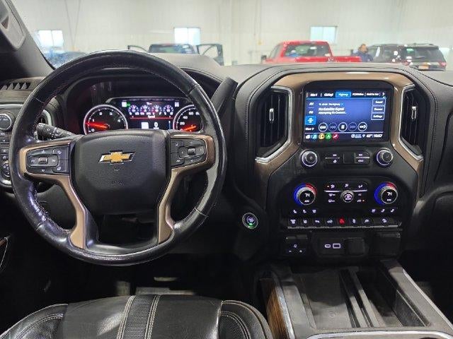 2022 Chevrolet Silverado 3500 HD Crew Cab Long Box 4-Wheel Drive High Country