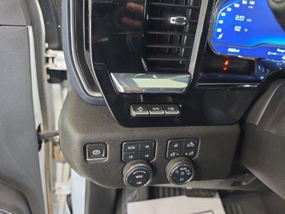 2024 Chevrolet Silverado 3500 HD Crew Cab Long Box 4-Wheel Drive High Country