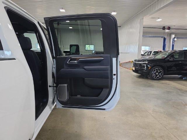 2024 Chevrolet Silverado 3500 HD Crew Cab Long Box 4-Wheel Drive High Country