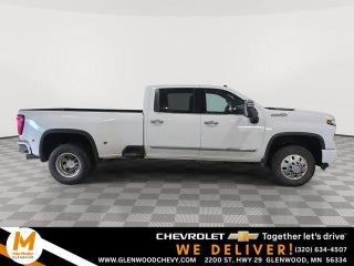 2024 Chevrolet Silverado 3500 HD Crew Cab Long Box 4-Wheel Drive High Country