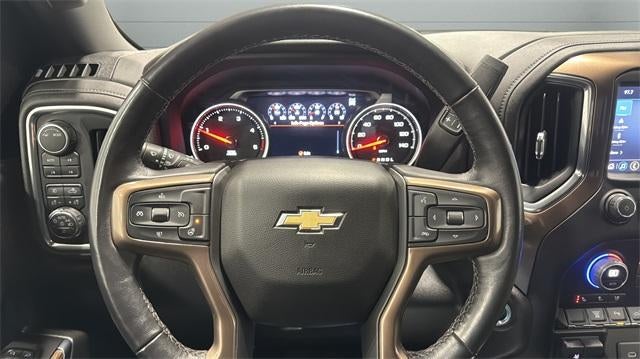 2022 Chevrolet Silverado 3500 HD Crew Cab Standard Box 4-Wheel Drive High Country