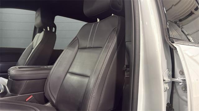 2022 Chevrolet Silverado 3500 HD Crew Cab Standard Box 4-Wheel Drive High Country