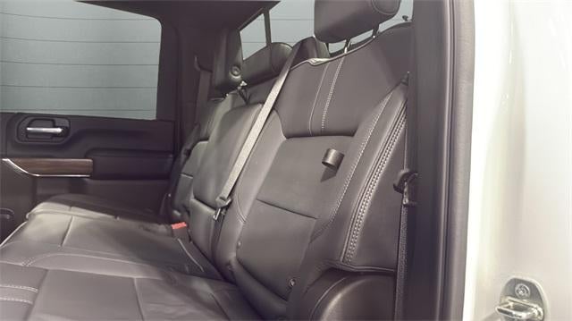 2022 Chevrolet Silverado 3500 HD Crew Cab Standard Box 4-Wheel Drive High Country