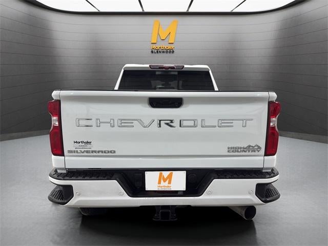 2022 Chevrolet Silverado 3500 HD Crew Cab Standard Box 4-Wheel Drive High Country