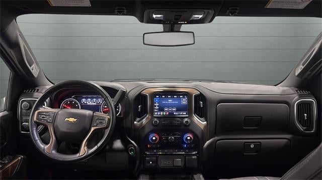 2022 Chevrolet Silverado 3500 HD Crew Cab Standard Box 4-Wheel Drive High Country