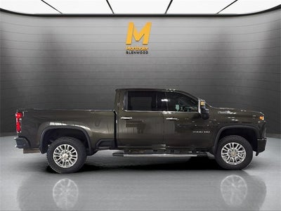 2022 Chevrolet Silverado 3500 HD Crew Cab Standard Box 4-Wheel Drive High Country
