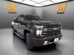 2022 Chevrolet Silverado 3500 HD Crew Cab Standard Box 4-Wheel Drive High Country