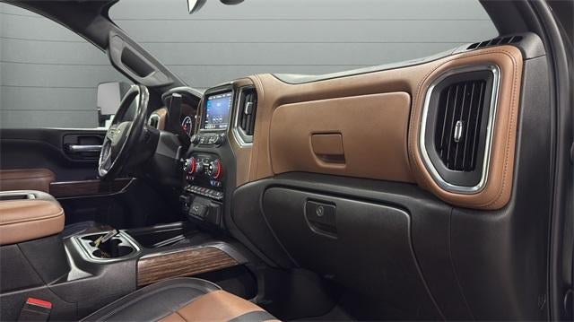 2022 Chevrolet Silverado 3500 HD Crew Cab Standard Box 4-Wheel Drive High Country