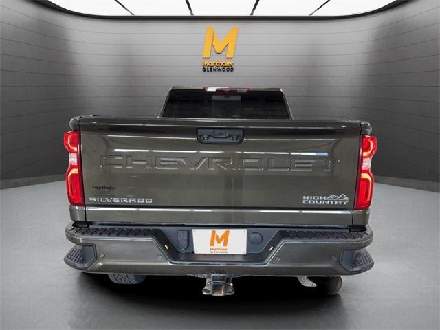 2022 Chevrolet Silverado 3500 HD Crew Cab Standard Box 4-Wheel Drive High Country