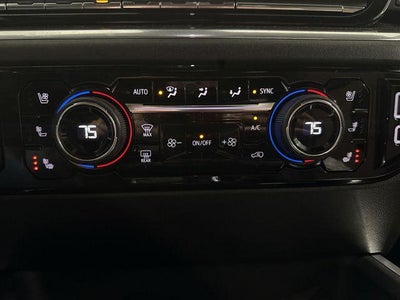 2024 Chevrolet Silverado 3500 HD Crew Cab Long Box 4-Wheel Drive High Country