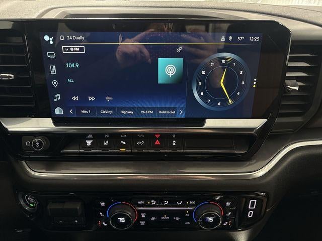 2024 Chevrolet Silverado 3500 HD Crew Cab Long Box 4-Wheel Drive High Country