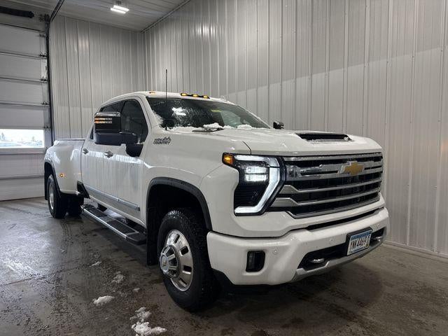 Used 2024 Chevrolet Silverado 3500HD High Country with VIN 1GC4YVEY4RF409540 for sale in Glenwood, Minnesota
