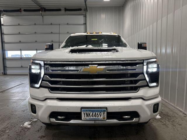 2024 Chevrolet Silverado 3500 HD Crew Cab Long Box 4-Wheel Drive High Country