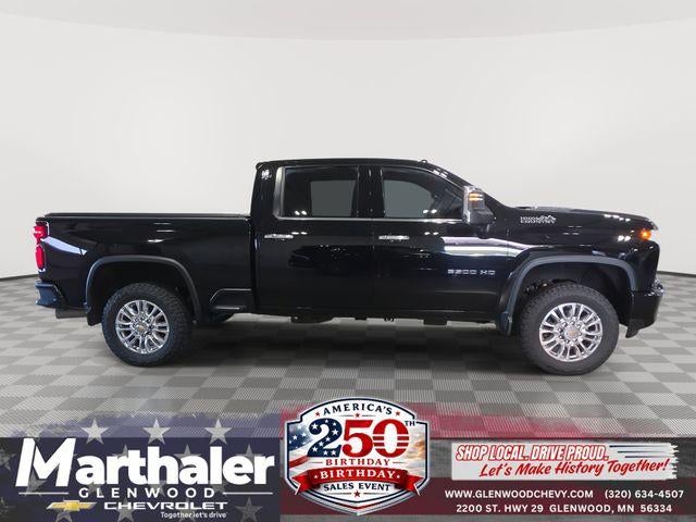 2021 Chevrolet Silverado 3500 HD Crew Cab Standard Box 4-Wheel Drive High Country