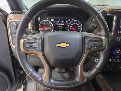 2021 Chevrolet Silverado 3500 HD Crew Cab Standard Box 4-Wheel Drive High Country