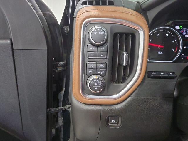 2021 Chevrolet Silverado 3500 HD Crew Cab Standard Box 4-Wheel Drive High Country