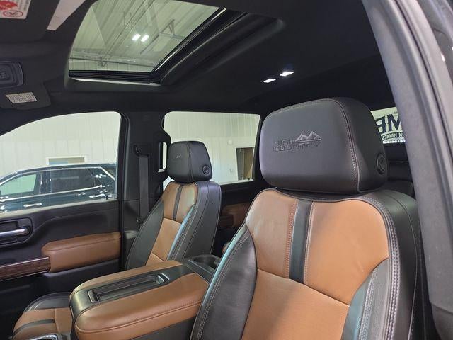 2021 Chevrolet Silverado 3500 HD Crew Cab Standard Box 4-Wheel Drive High Country