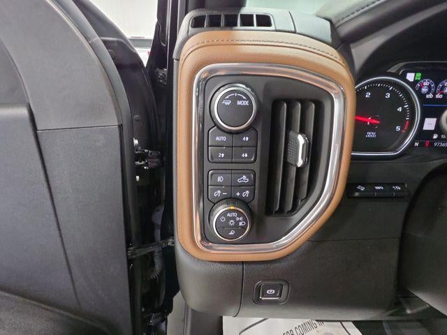 2021 Chevrolet Silverado 3500 HD Crew Cab Standard Box 4-Wheel Drive High Country
