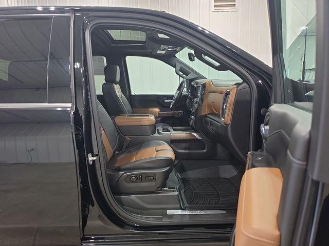 2021 Chevrolet Silverado 3500 HD Crew Cab Standard Box 4-Wheel Drive High Country