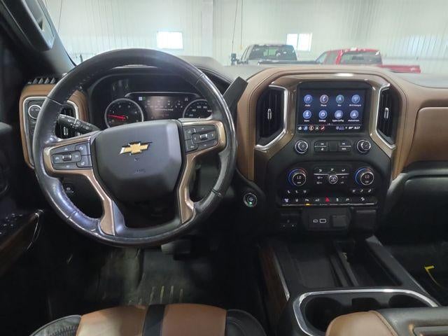 2021 Chevrolet Silverado 3500 HD Crew Cab Standard Box 4-Wheel Drive High Country
