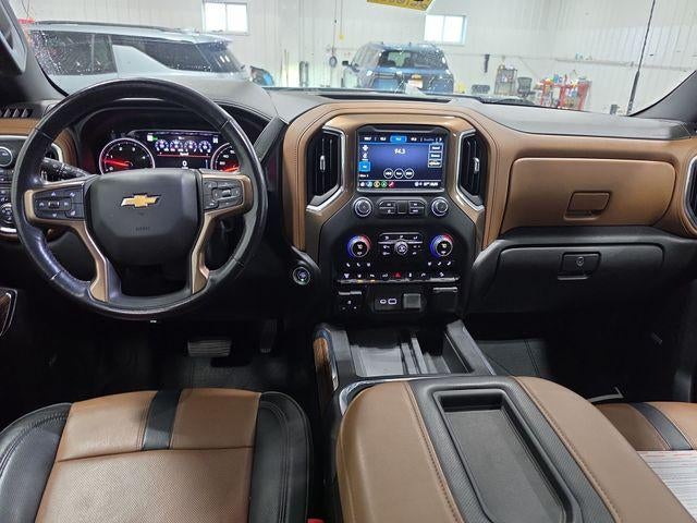 2021 Chevrolet Silverado 3500 HD Crew Cab Standard Box 4-Wheel Drive High Country