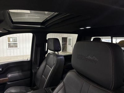 2021 Chevrolet Silverado 3500 HD Crew Cab Standard Box 4-Wheel Drive High Country