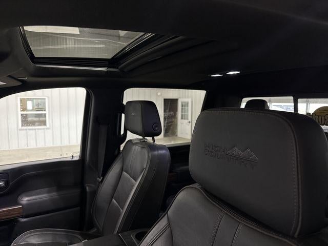 2021 Chevrolet Silverado 3500 HD Crew Cab Standard Box 4-Wheel Drive High Country