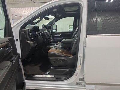 2024 Chevrolet Silverado 3500 HD Crew Cab Standard Box 4-Wheel Drive High Country