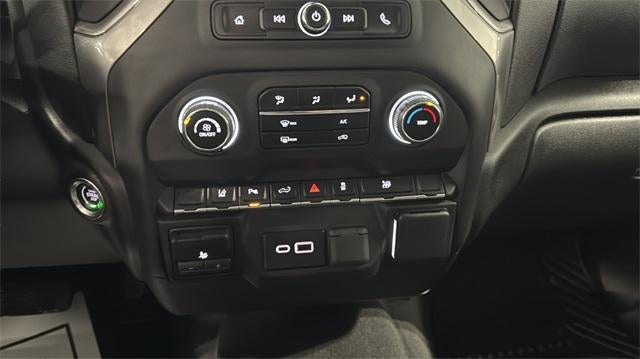 2024 Chevrolet Silverado 2500 HD Double Cab Standard Box 4-Wheel Drive Custom