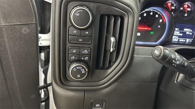 2024 Chevrolet Silverado 2500 HD Double Cab Standard Box 4-Wheel Drive Custom