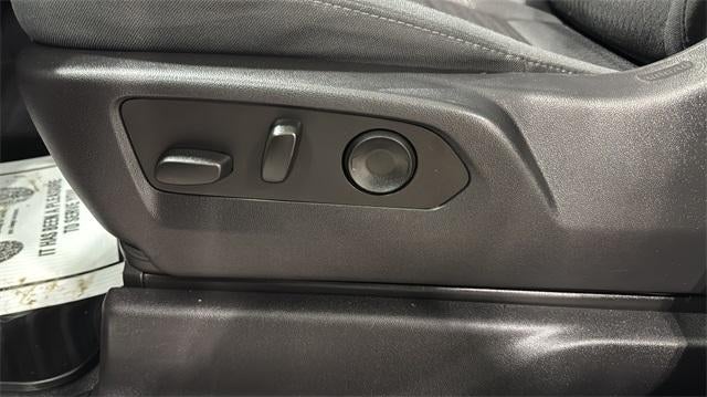 2024 Chevrolet Silverado 2500 HD Double Cab Standard Box 4-Wheel Drive Custom