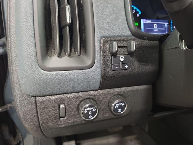 2017 Chevrolet Colorado Crew Cab Long Box 4-Wheel Drive Z71
