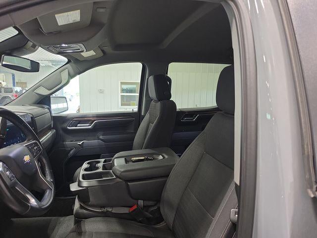 2024 Chevrolet Silverado 1500 Crew Cab Short Box 4-Wheel Drive LT 2FL