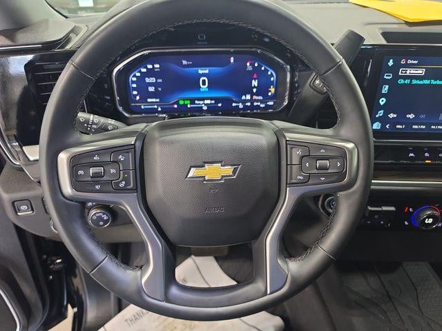 2025 Chevrolet Silverado 1500 Crew Cab Short Box 4-Wheel Drive LT 1LT