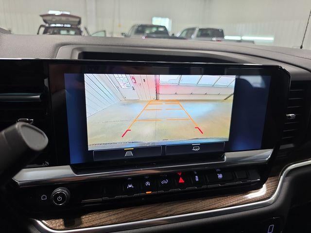 2025 Chevrolet Silverado 1500 Crew Cab Short Box 4-Wheel Drive LT 1LT