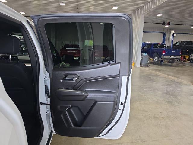 2024 Chevrolet Colorado Crew Cab Short Box 4-Wheel Drive LT