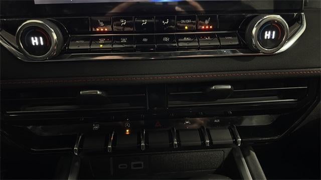 2023 Chevrolet Colorado Base