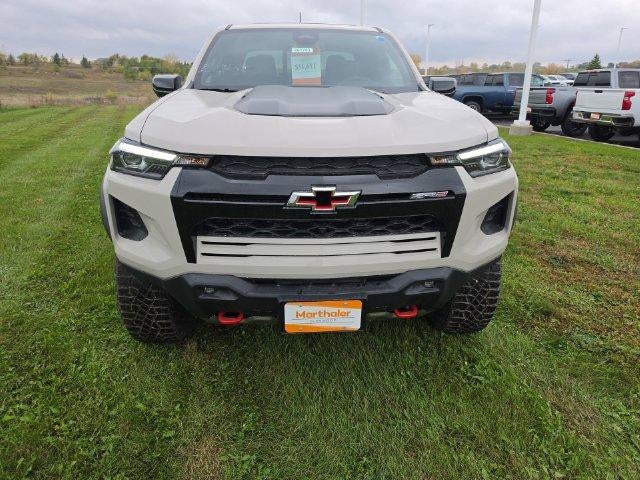 2026 Chevrolet Colorado ZR2 - Photo 3